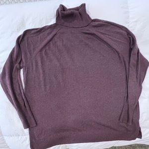 Women’s Old Navy Turtleneck Sweater